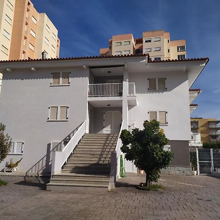 Apartamentos Gandia Familiar 3000 Eksteriør billede