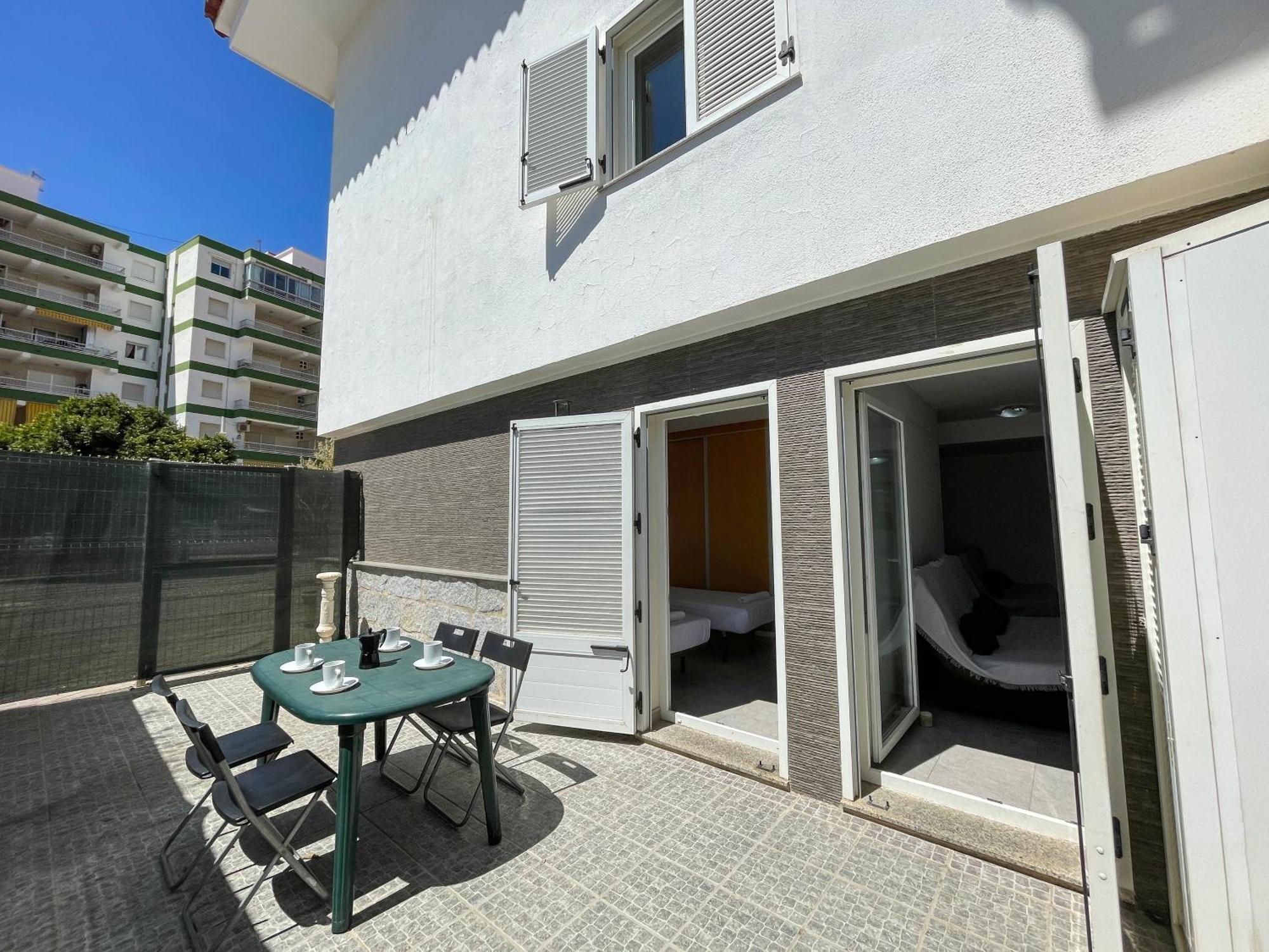 Apartamentos Gandia Familiar 3000 Eksteriør billede