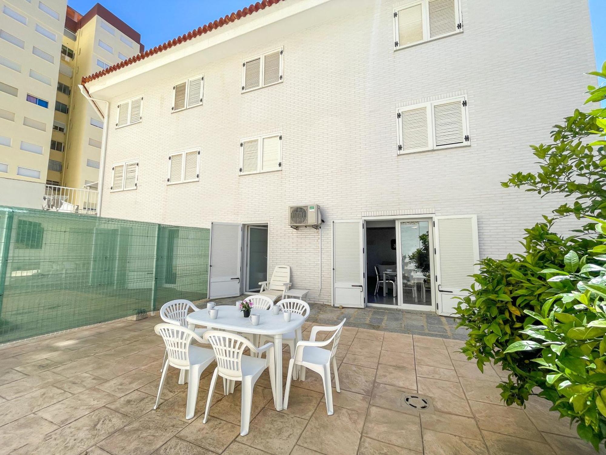 Apartamentos Gandia Familiar 3000 Eksteriør billede