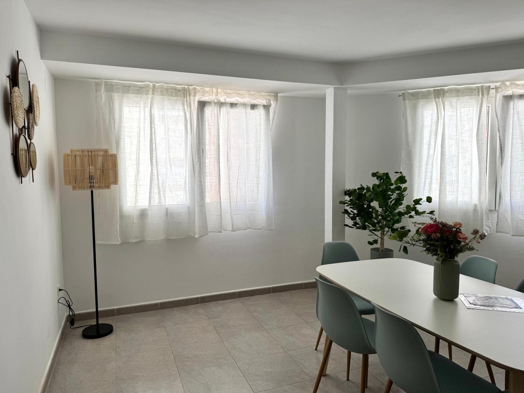 Apartamentos Gandia Familiar 3000 Eksteriør billede